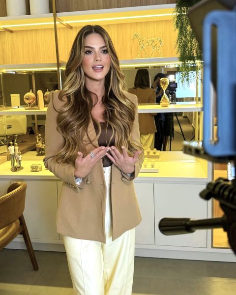 File:Flavia Eller Portrait.jpg